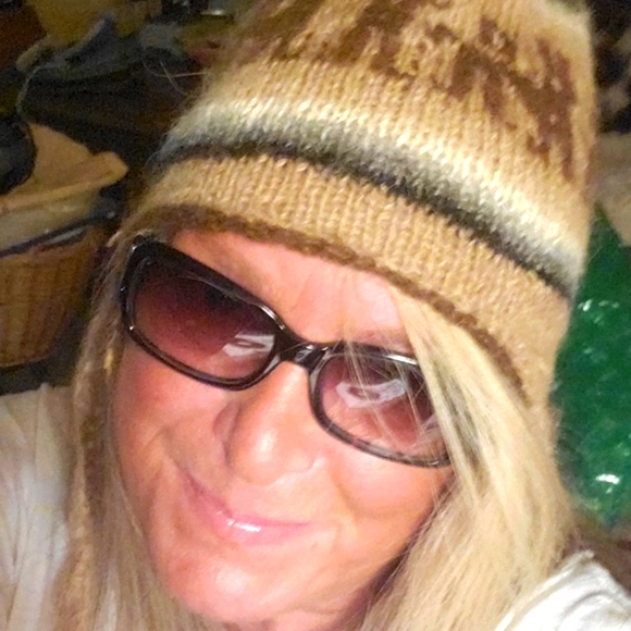 Tibetan Alpaca Hat - Picture 3 of 6